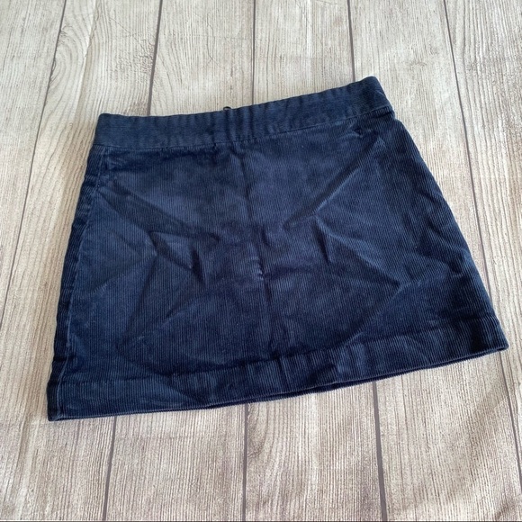 Vineyard Vines Other - NWT Vineyard vines navy corduroy skirt